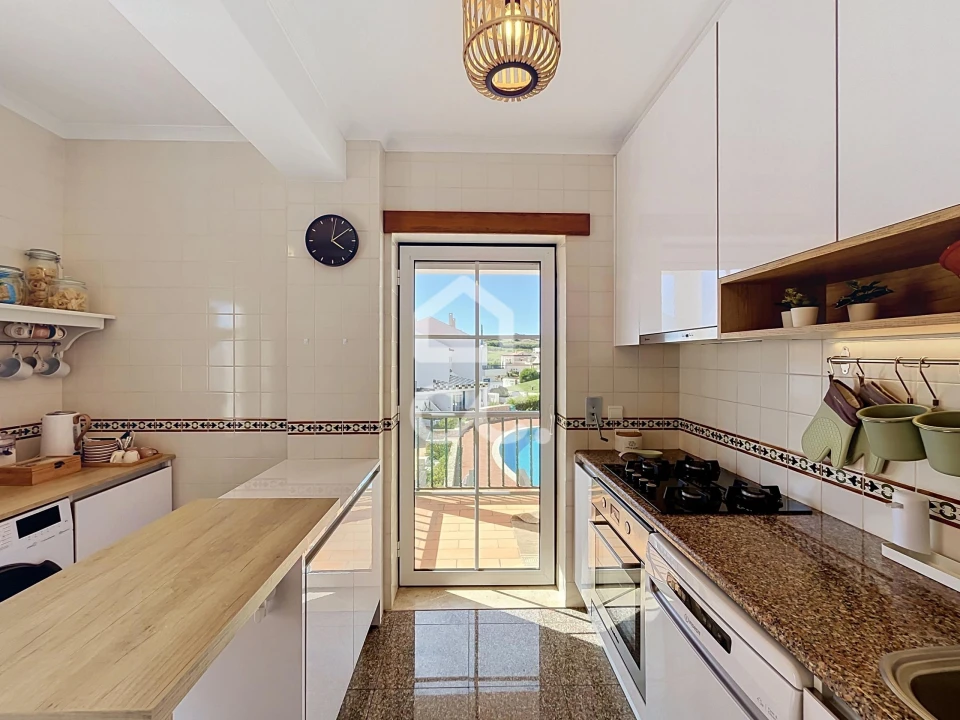 Apartamento T3 para Venda em São Martinho do Porto Foto 15