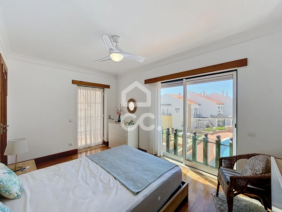 Apartamento T3 para Venda em São Martinho do Porto Foto 27