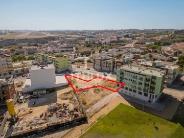 Terreno para Venda em Camarate, Unhos e Apelação