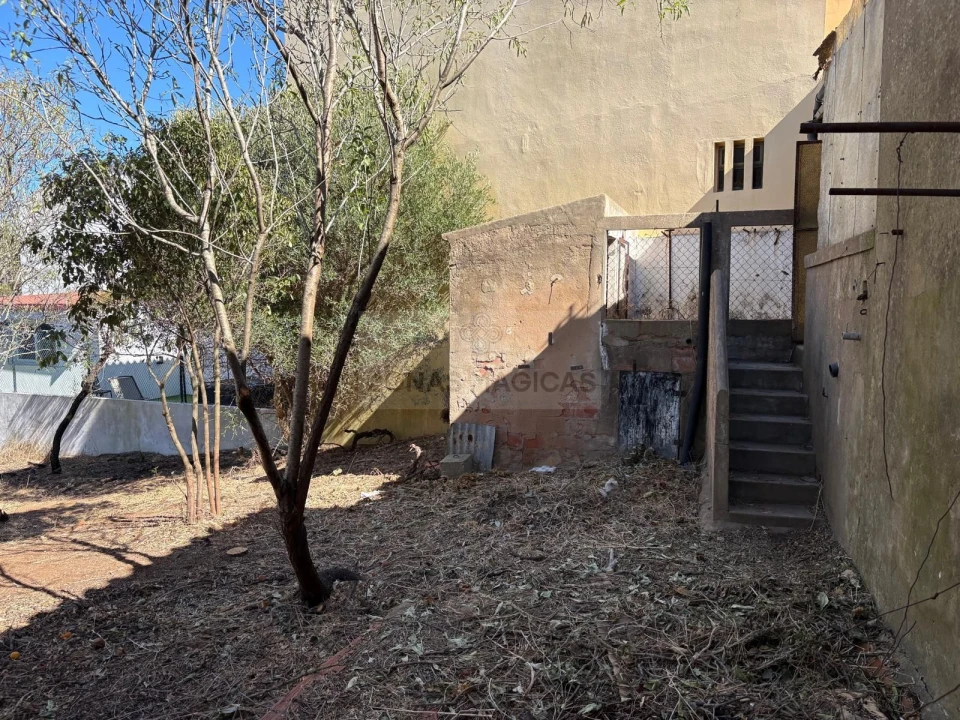 Moradia T3 para Venda em Odiaxere Foto 35