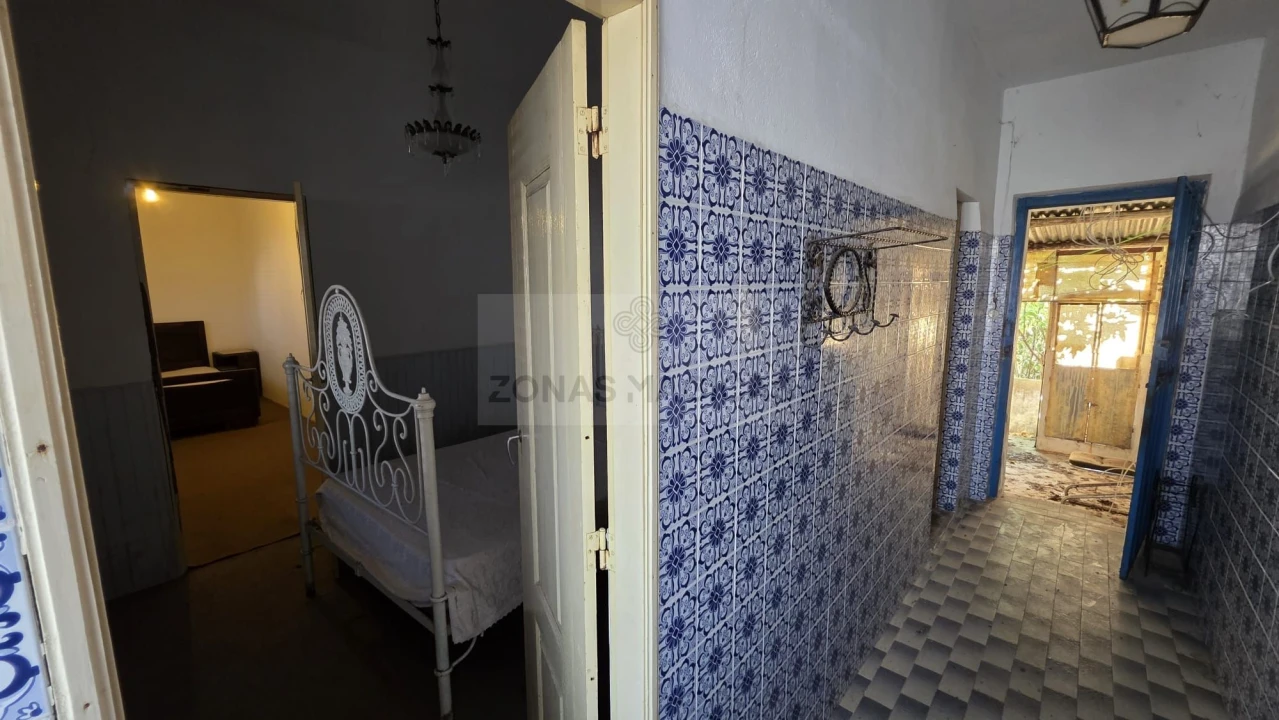 Moradia T3 para Venda em Odiaxere Foto 3