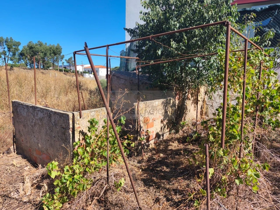 Moradia T3 para Venda em Odiaxere Foto 30
