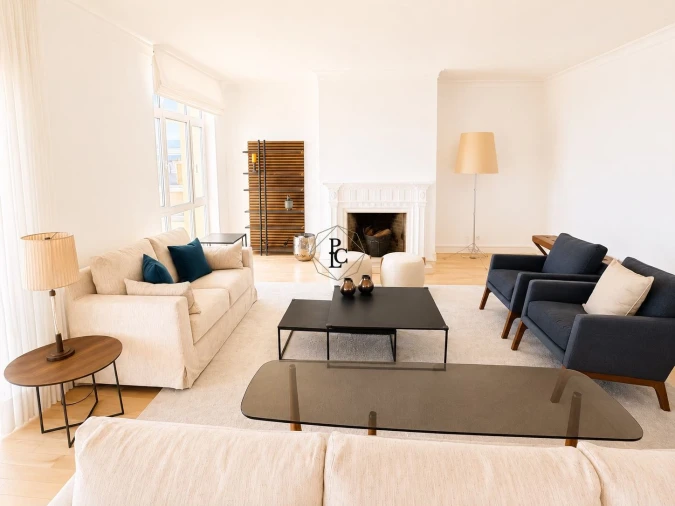 Apartamento T4 para Venda em Cascais e Estoril Foto 10