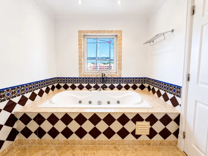 Apartamento T4 para Venda em Cascais e Estoril Foto 38