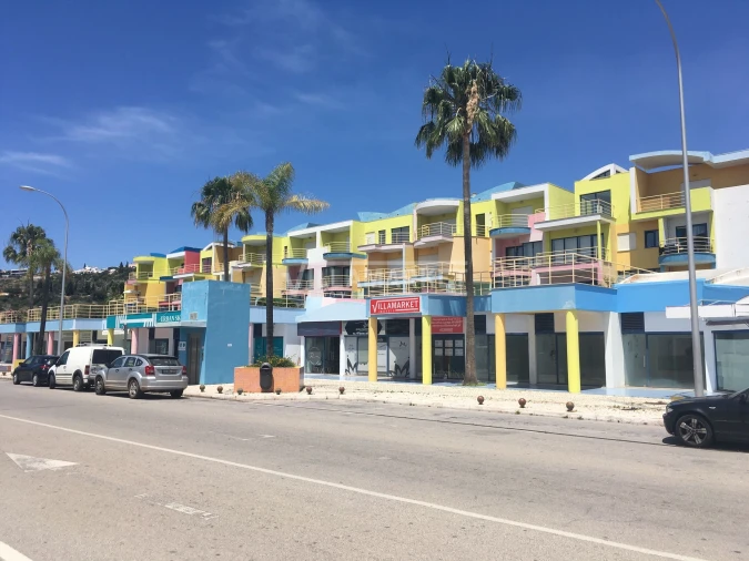 Negócio para Venda em Albufeira e Olhos de Água Foto 13