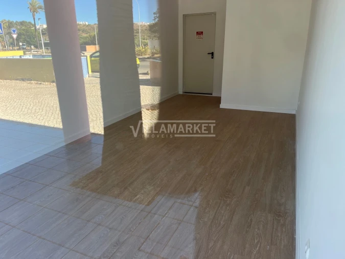 Negócio para Venda em Albufeira e Olhos de Água Foto 23
