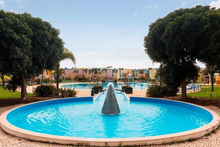 Negócio para Venda em Albufeira e Olhos de Água Foto 40