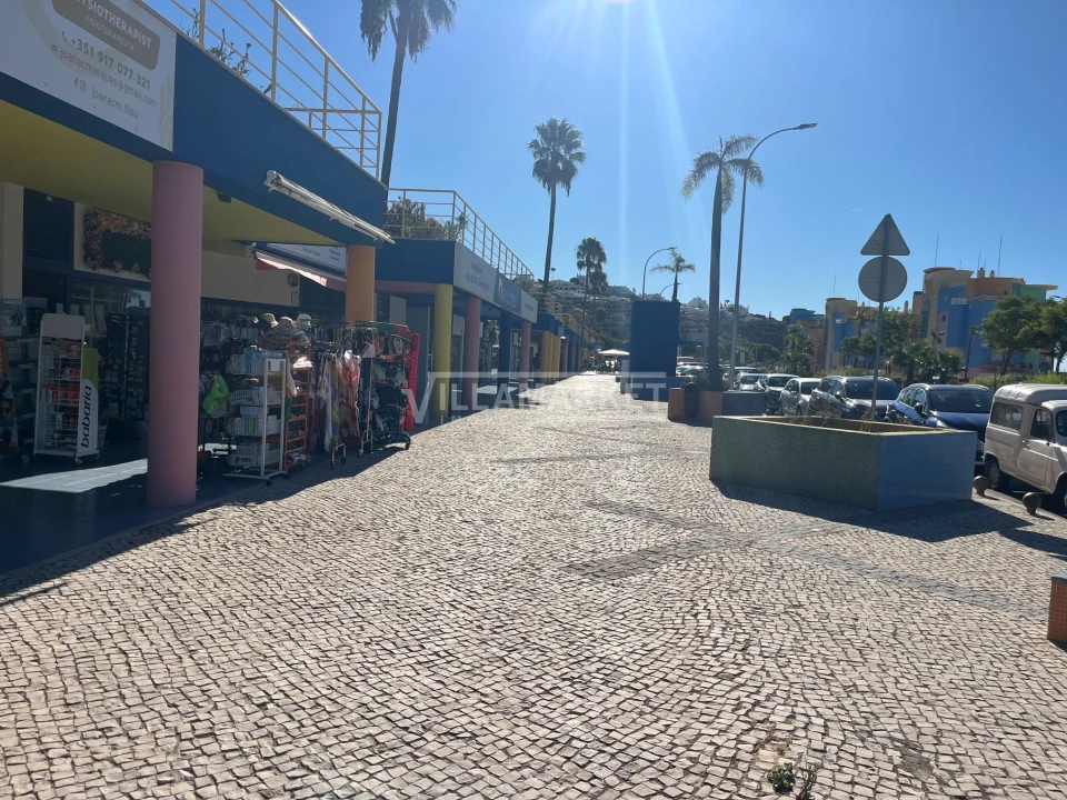 Negócio para Venda em Albufeira e Olhos de Água Foto 33