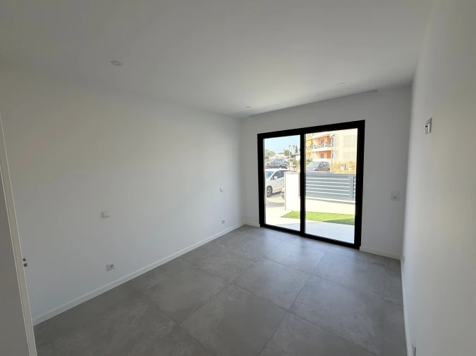 Moradia T3 para Venda em Portimão Foto 11
