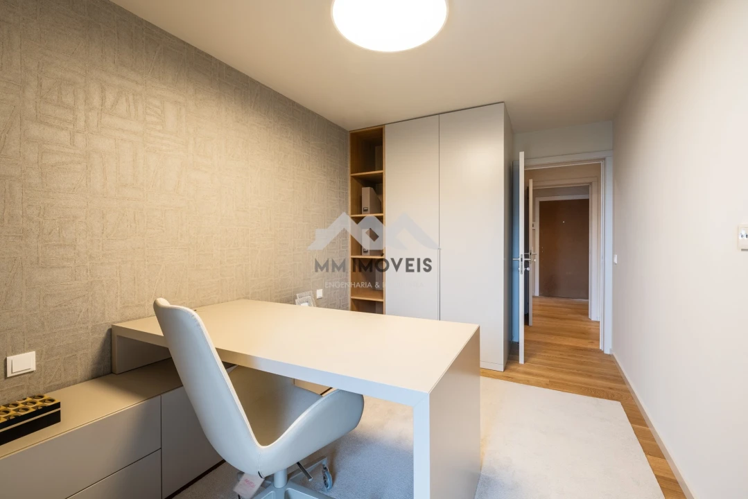 Apartamento T3 para Venda em Santa Marinha Foto 32