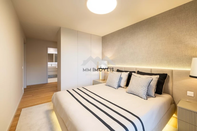 Apartamento T3 para Venda em Santa Marinha Foto 18