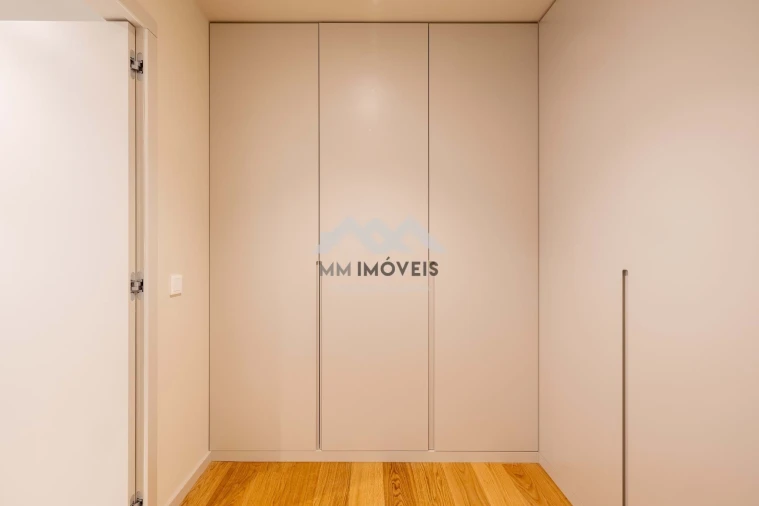 Apartamento T3 para Venda em Santa Marinha Foto 8