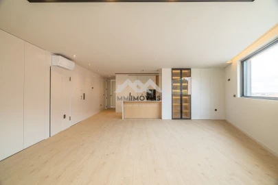Apartamento T2 para Venda em Gondomar (São Cosme), Valbom e Jovim