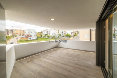 Apartamento T2 para Venda em Gondomar (São Cosme), Valbom e Jovim