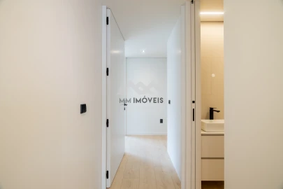 Apartamento T2 para Venda em Gondomar (São Cosme), Valbom e Jovim