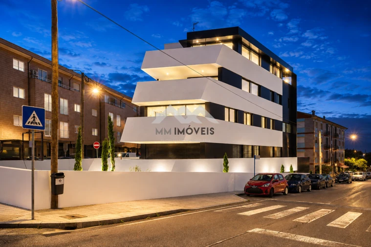 Apartamento T4 para Venda em Gondomar (São Cosme), Valbom e Jovim Foto 4
