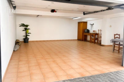 Moradia T3 para Venda em Albufeira e Olhos de Água