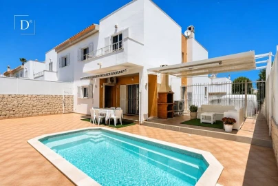 Moradia T3 para Venda em Albufeira e Olhos de Água