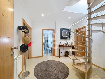 Apartamento T3 para Venda em Santa Maria Maior