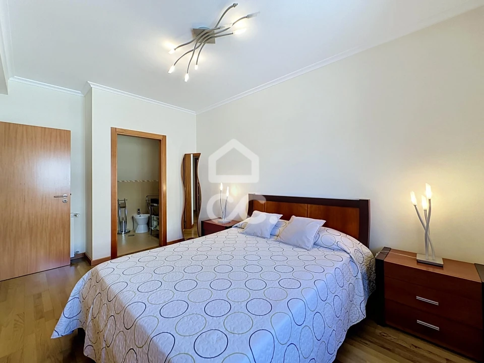Apartamento T3 para Venda em Santa Maria Maior Foto 17