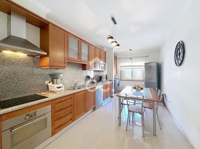 Apartamento T3 para Venda em Santa Maria Maior Foto 4