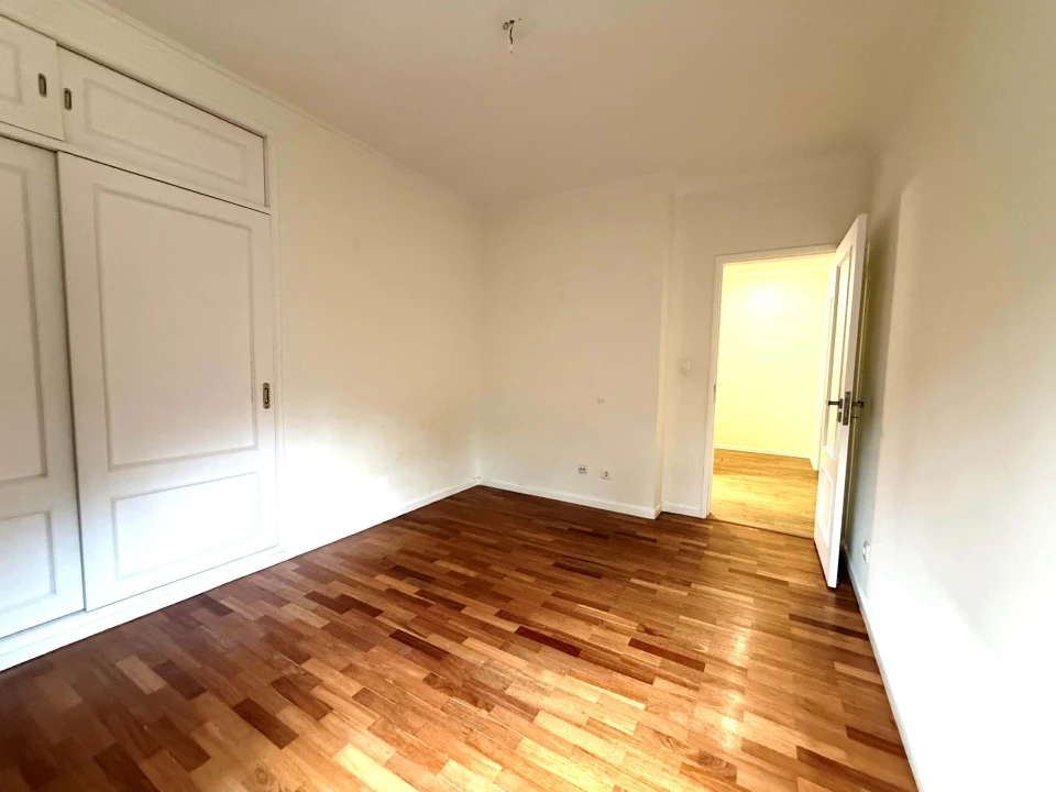 Apartamento T4 para Venda em Cascais e Estoril Foto 38