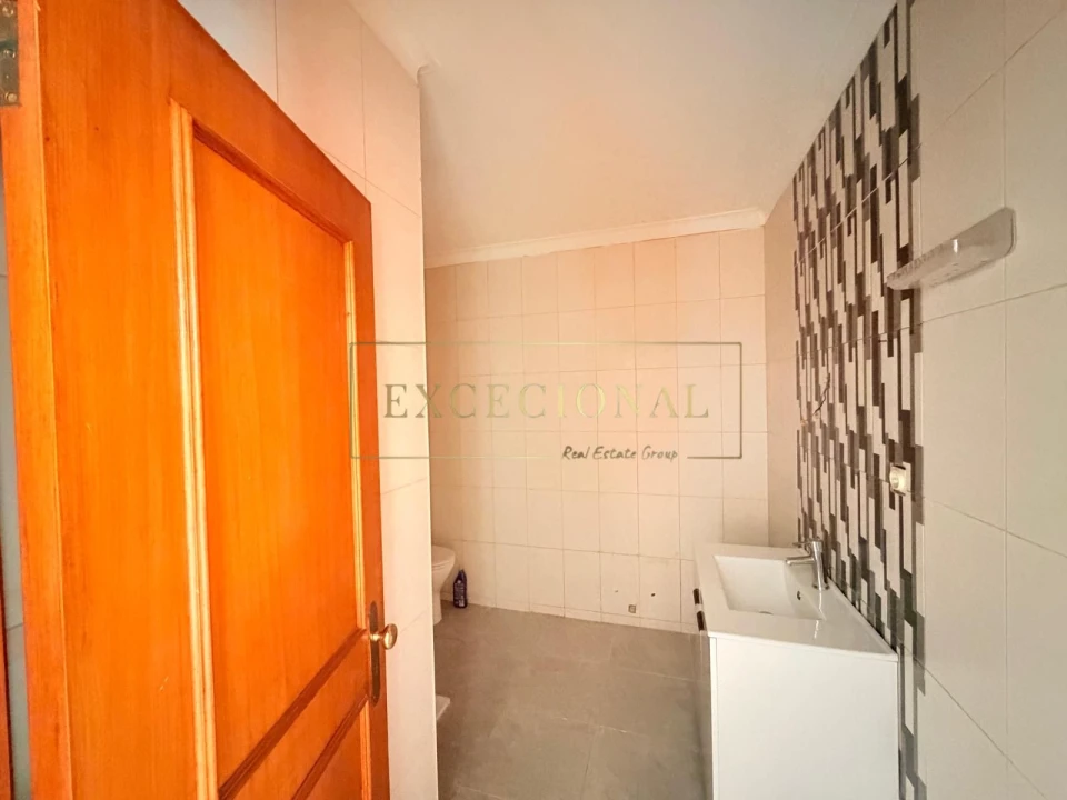 Apartamento T1 para Venda em Canidelo Foto 8