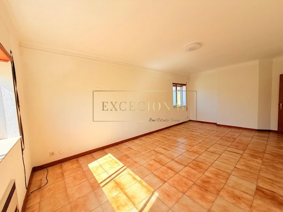 Apartamento T1 para Venda em Canidelo Foto 3