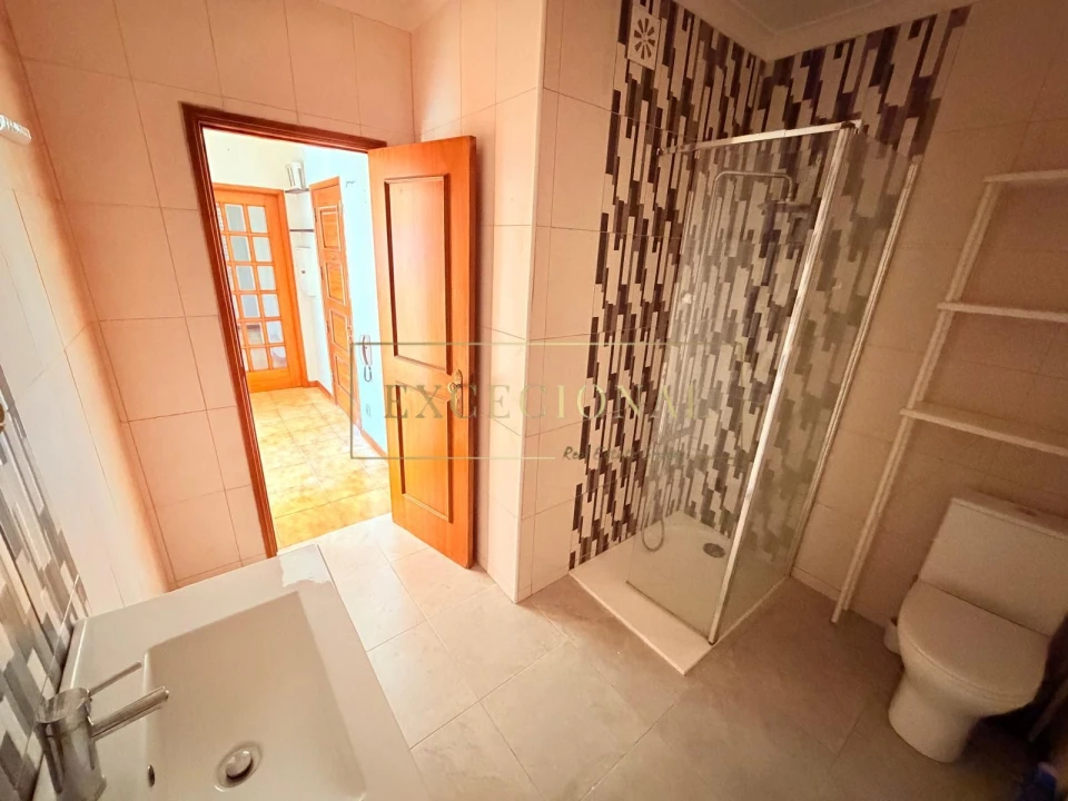 Apartamento T1 para Venda em Canidelo Foto 10