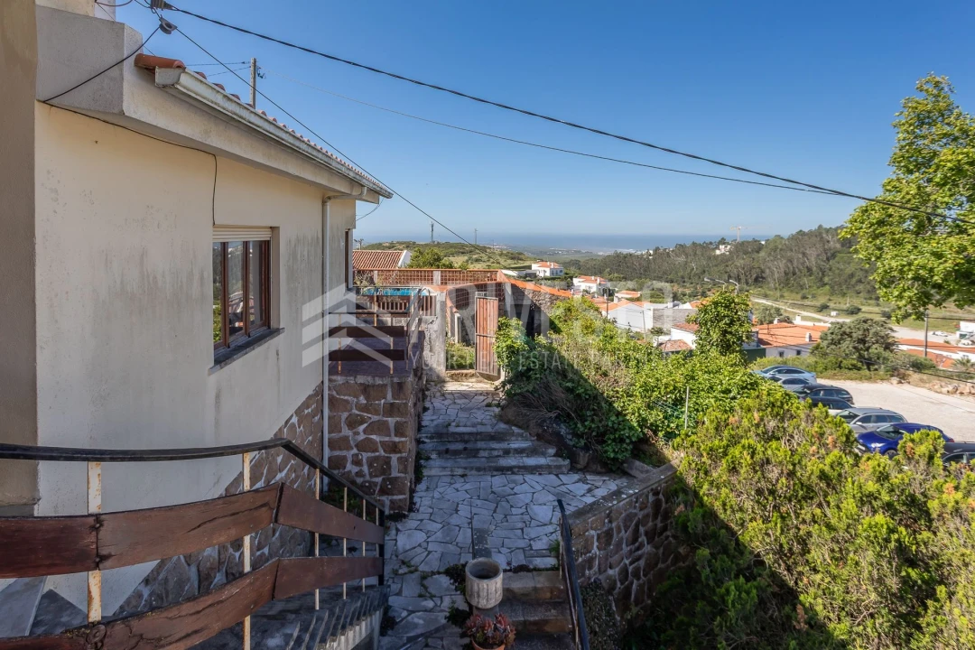 Moradia T4 para Venda em Alcabideche Foto 7