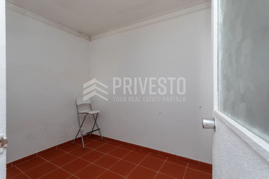 Moradia T4 para Venda em Alcabideche Foto 13