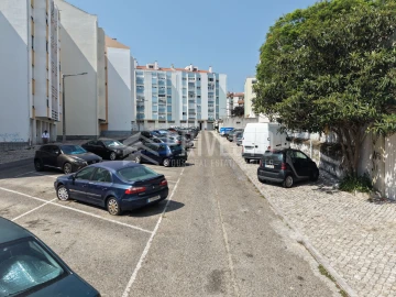 Negócio para Venda em Cacém e São Marcos