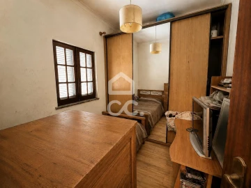 Moradia T2 para Venda em Campolide