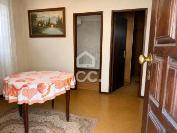 Moradia T2 para Venda em Campolide