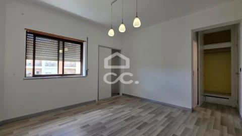 Apartamento T4 para Venda em Setubal (São Sebastião)