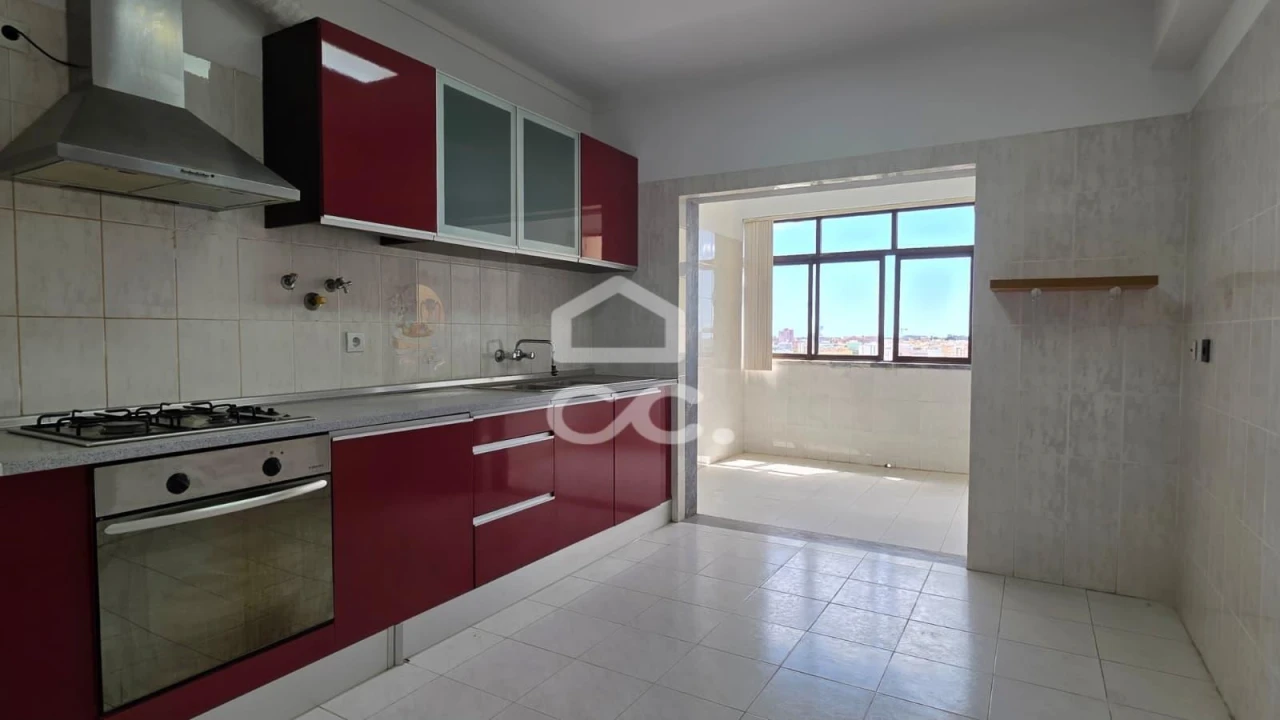 Apartamento T4 para Venda em Setubal (São Sebastião) Foto 3