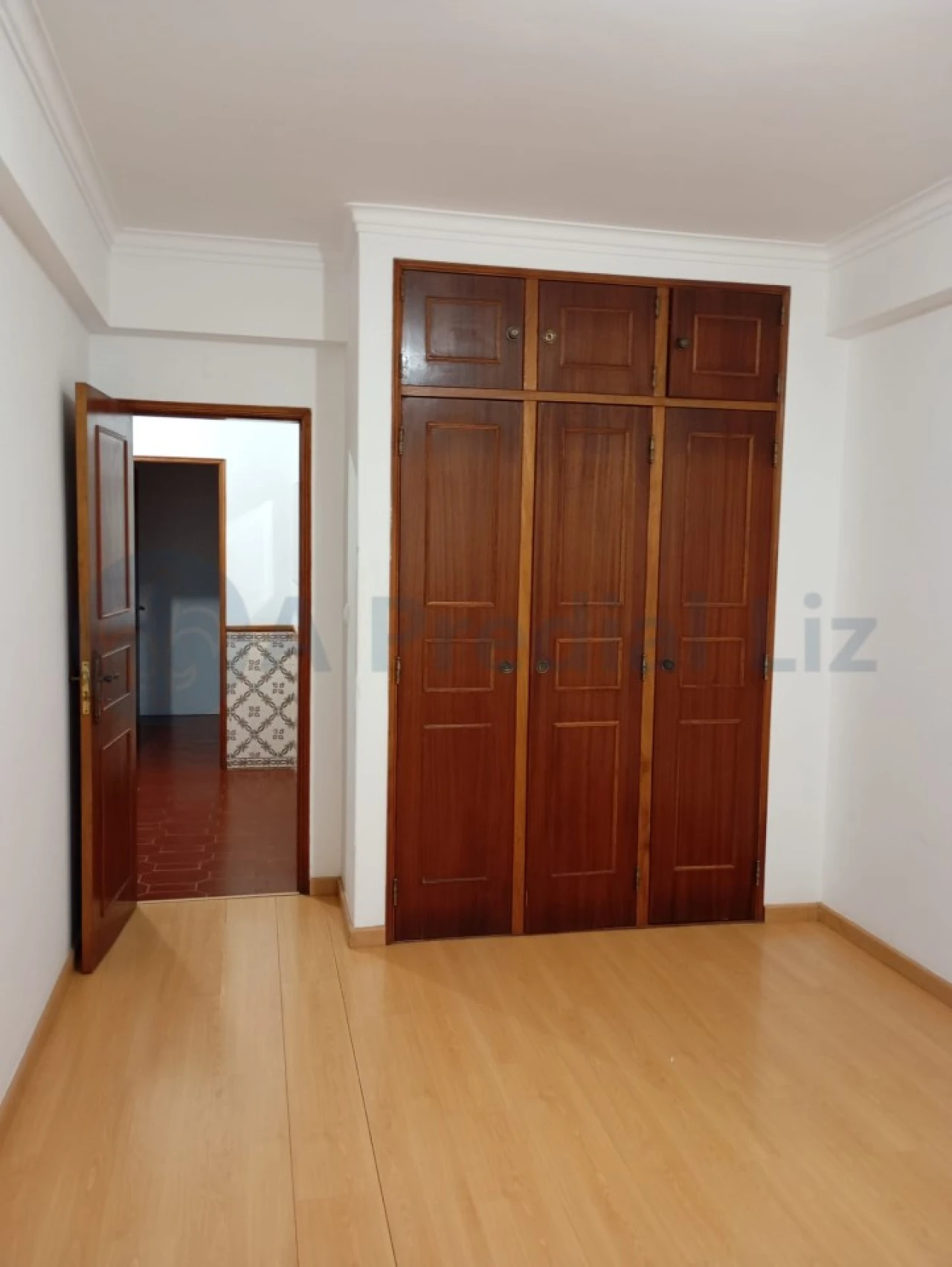 Apartamento T1 para Venda em Agualva e Mira-Sintra Foto 2