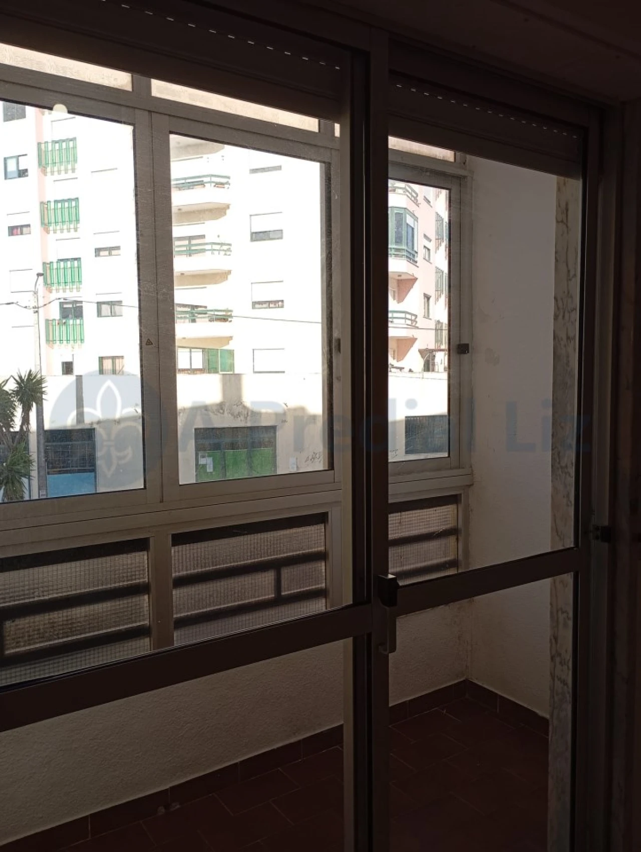 Apartamento T1 para Venda em Agualva e Mira-Sintra Foto 8