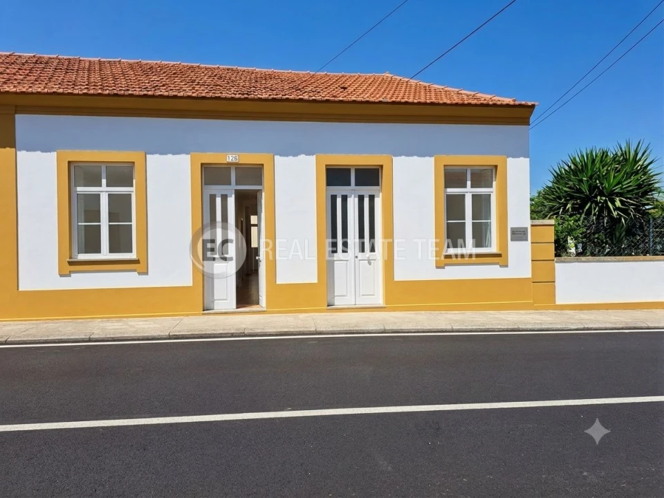 Moradia para Venda em Eixo e Eirol Foto 1