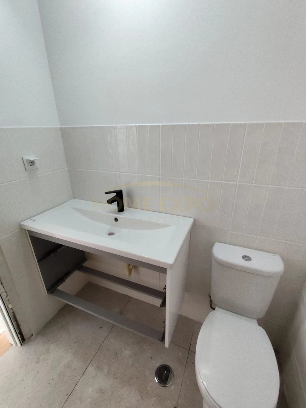 Apartamento T2 para Venda em Águas Livres Foto 6