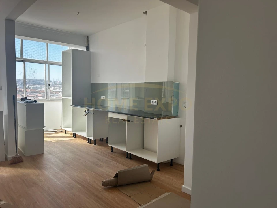 Apartamento T2 para Venda em Águas Livres Foto 1