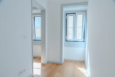 Apartamento T1 para Venda em Santa Maria Maior