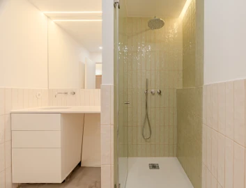 Apartamento T1 para Venda em Santa Maria Maior