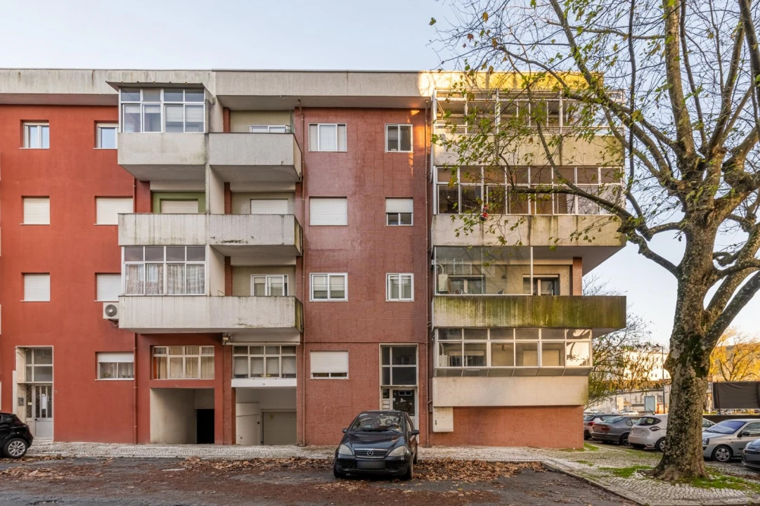 Apartamento para Venda em Braga (Maximinos, Sé e Cividade) Foto 1