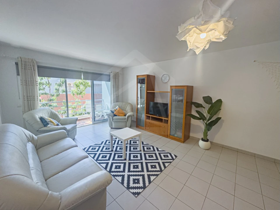 Apartamento T3 para Venda em Portimão Foto 3