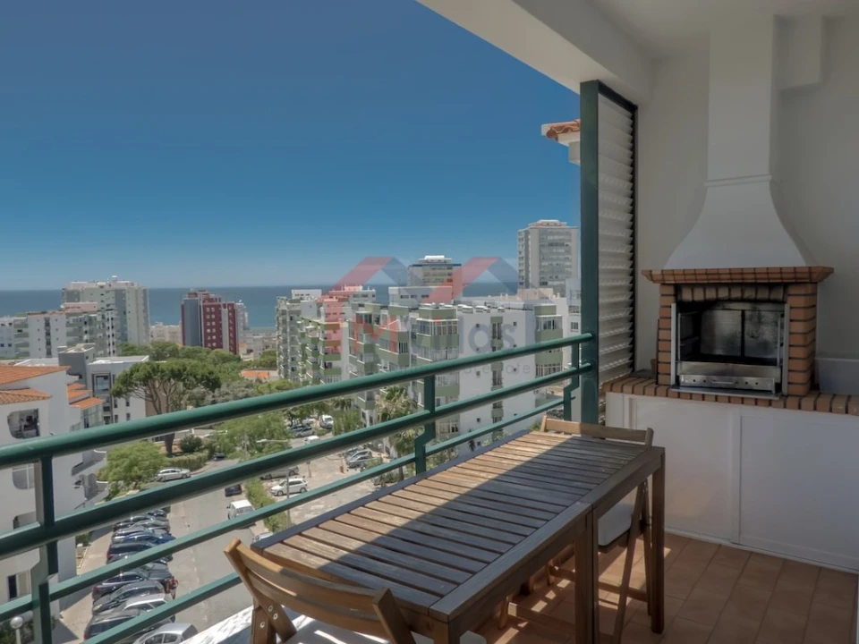 Apartamento T4 para Venda em Quarteira Foto 1