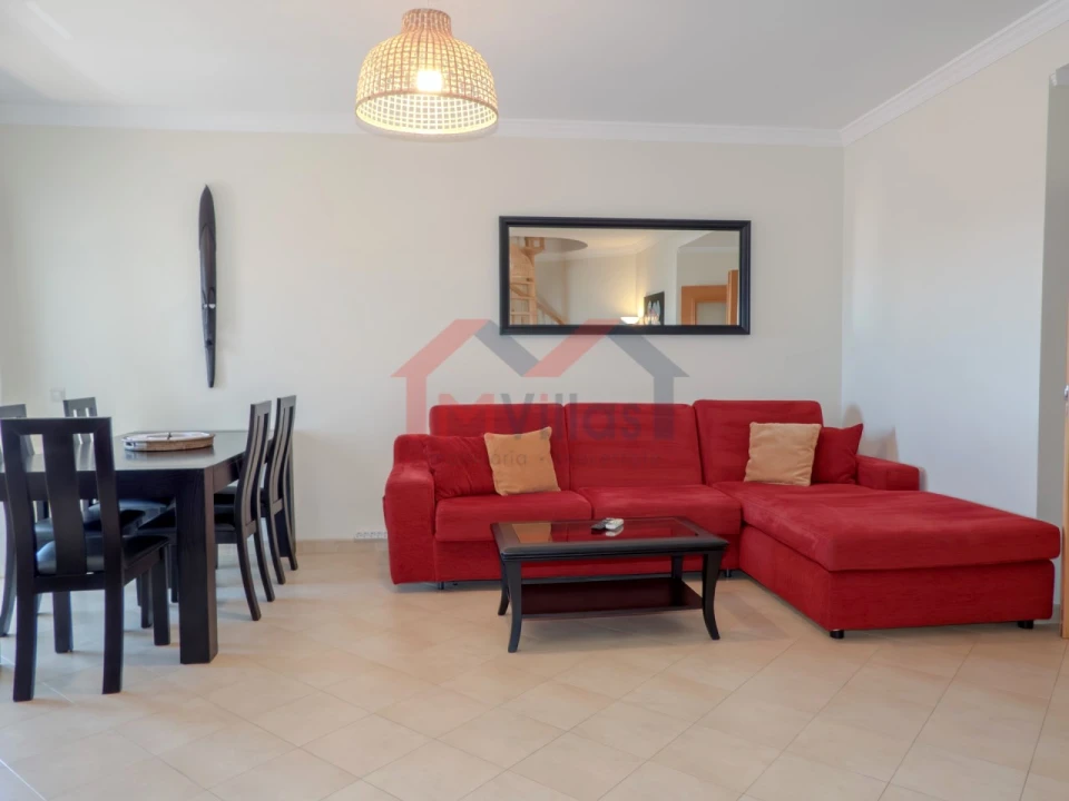 Apartamento T4 para Venda em Quarteira Foto 5