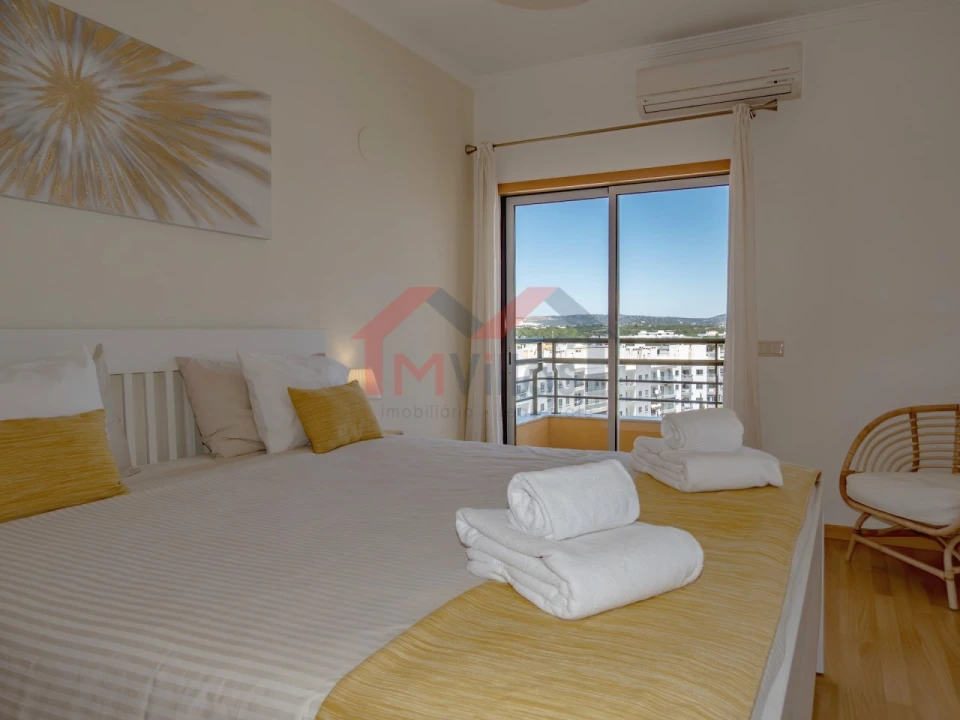 Apartamento T4 para Venda em Quarteira Foto 18