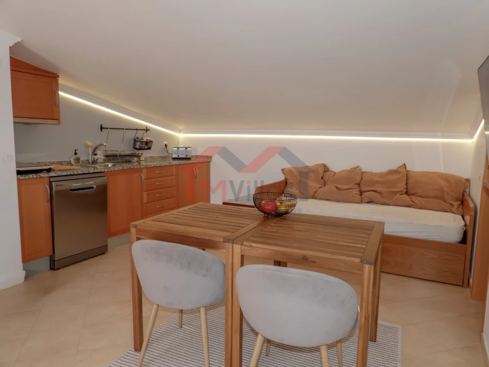 Apartamento T4 para Venda em Quarteira Foto 21
