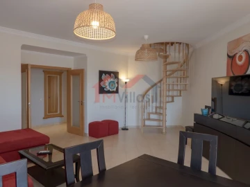 Apartamento T4 para Venda em Quarteira
